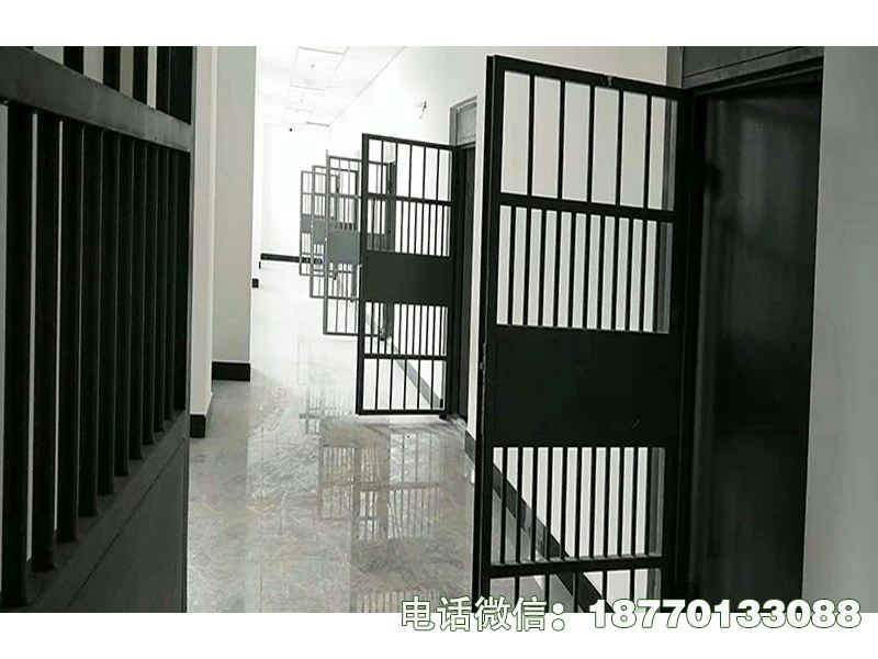 天津监狱宿舍铁门